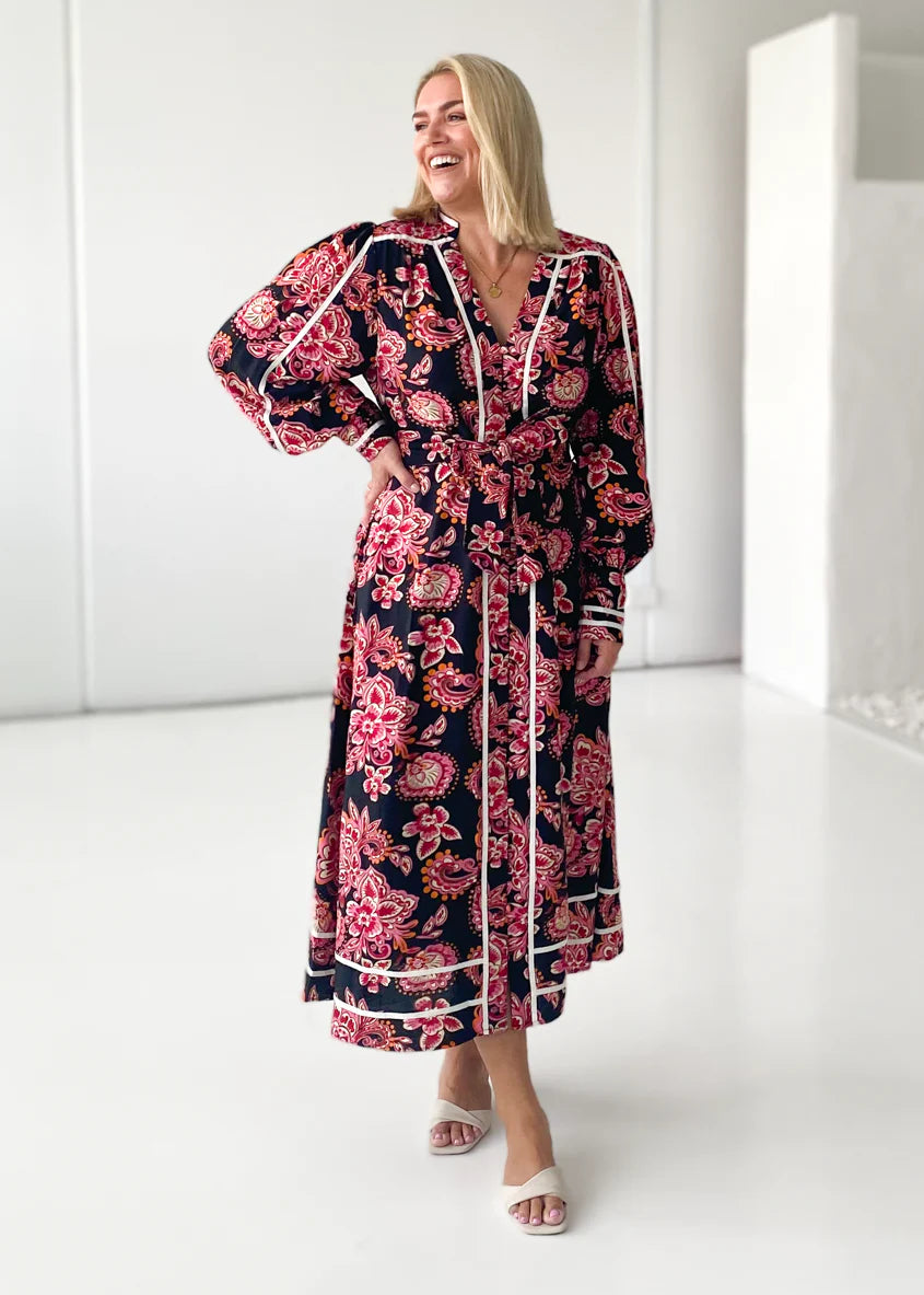 Corrina Maxi Dress - Black Paisley