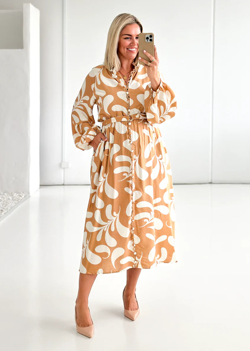 Shylah Midi Dress - Camel Swirl