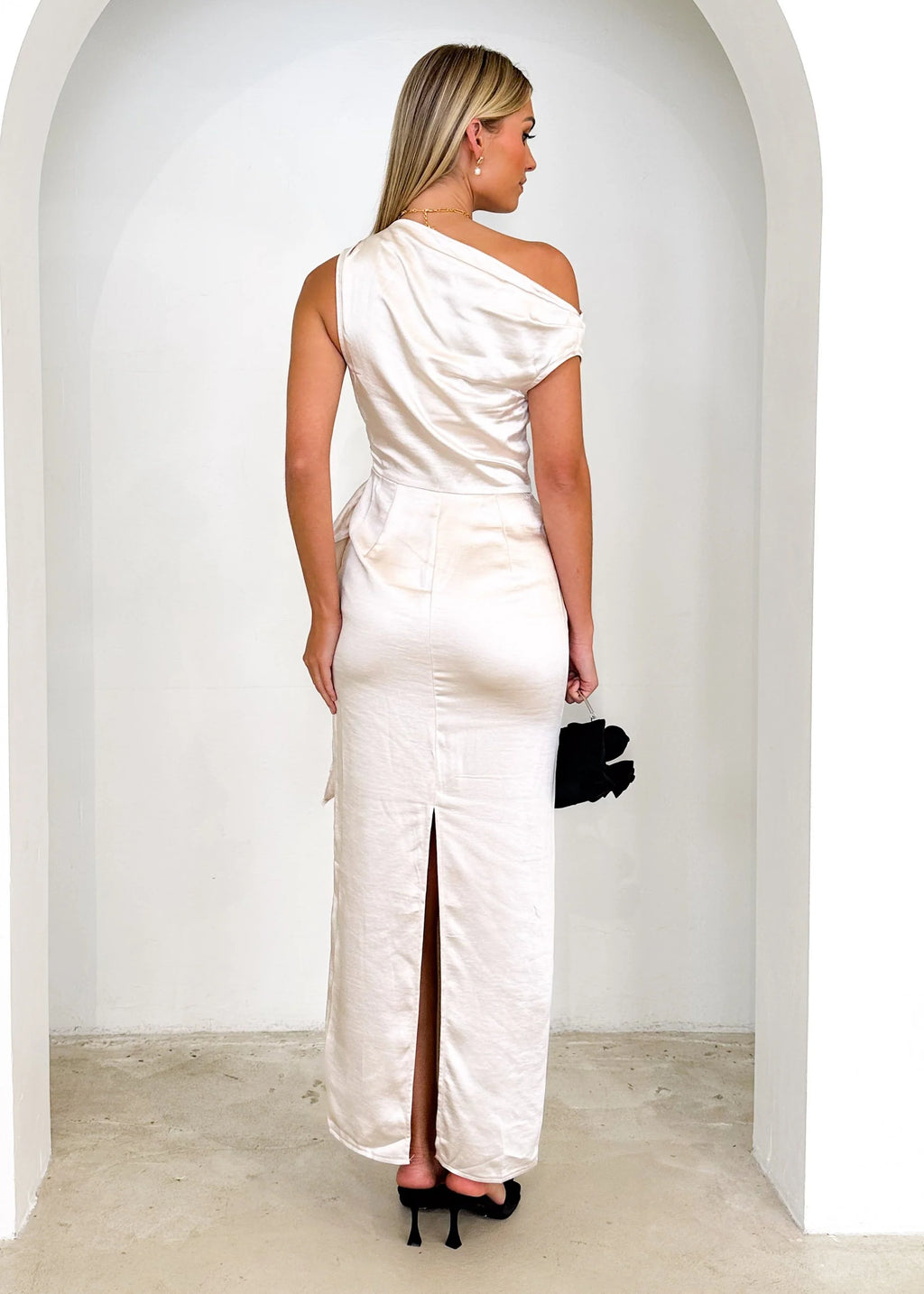 Lexrie One Shoulder Maxi Dress - Champagne