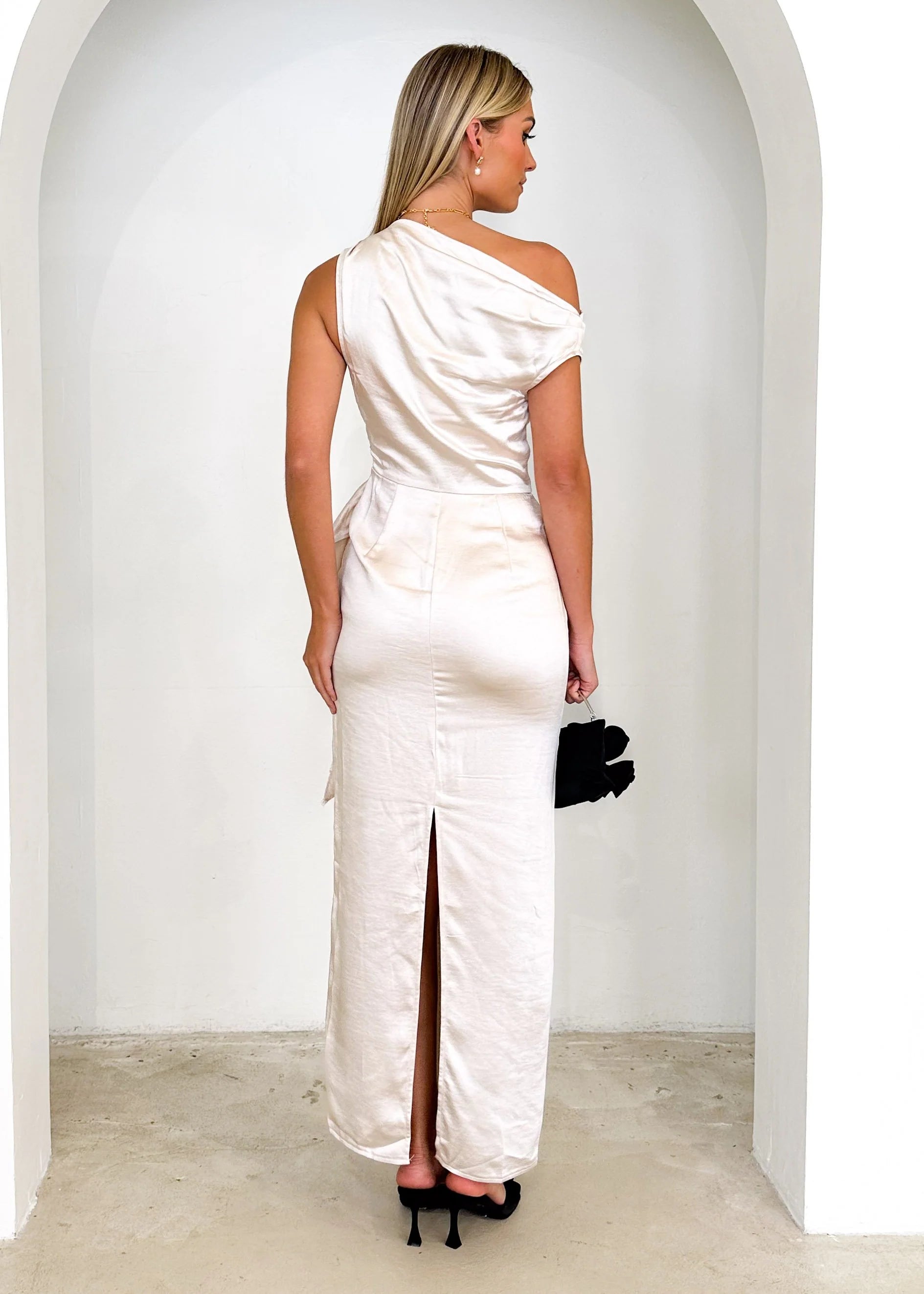 Lexrie One Shoulder Maxi Dress - Champagne