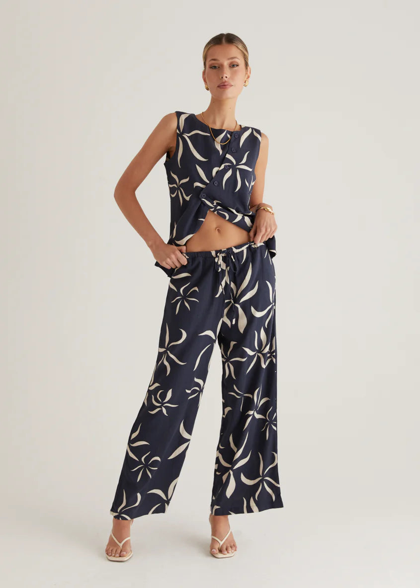 Hunter Vest Top - Navy Ayana