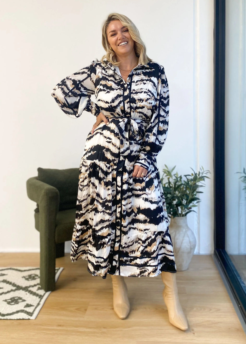 Toyra Maxi Dress - Black Marble