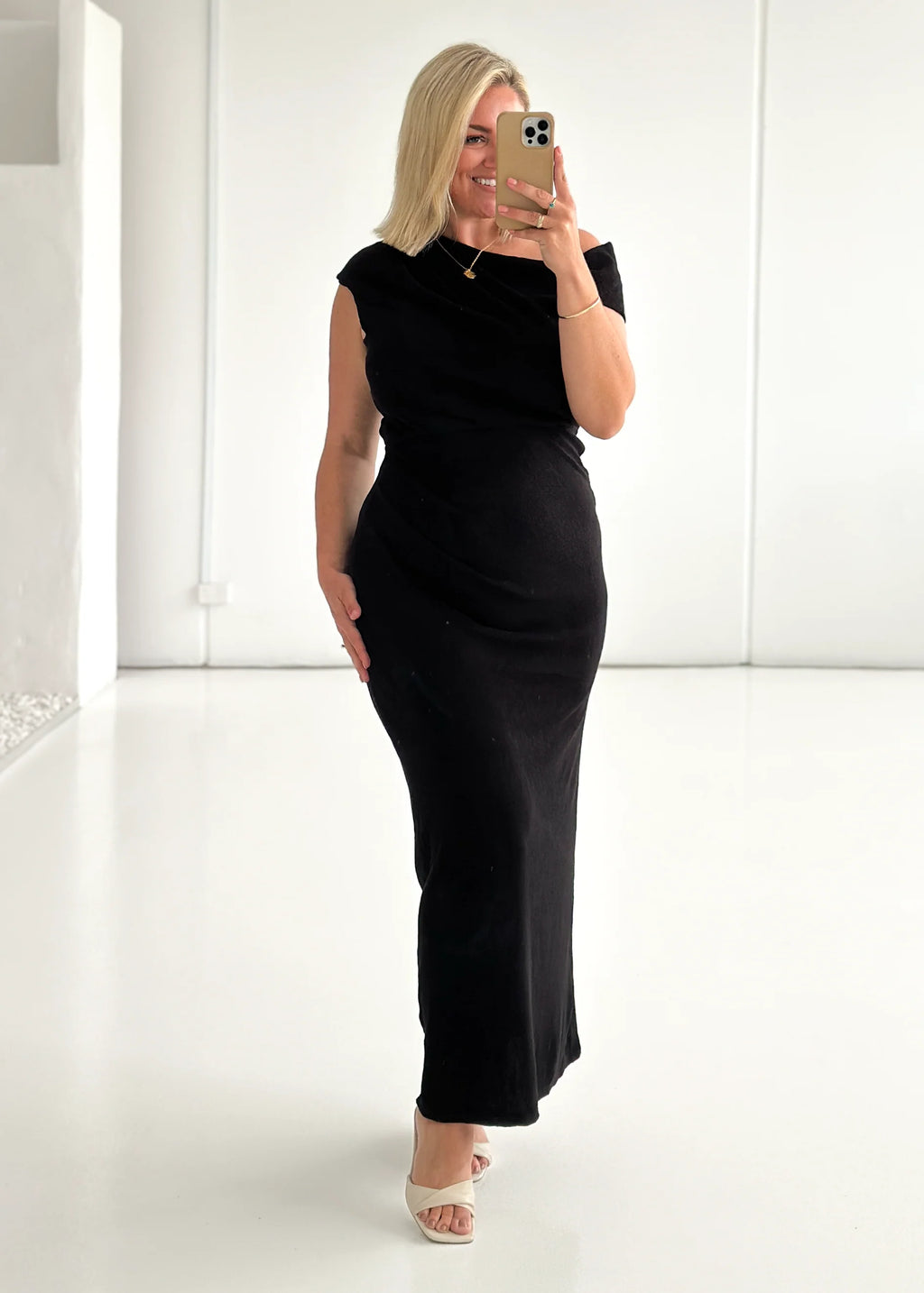 Tarni One Shoulder Maxi Dress - Black