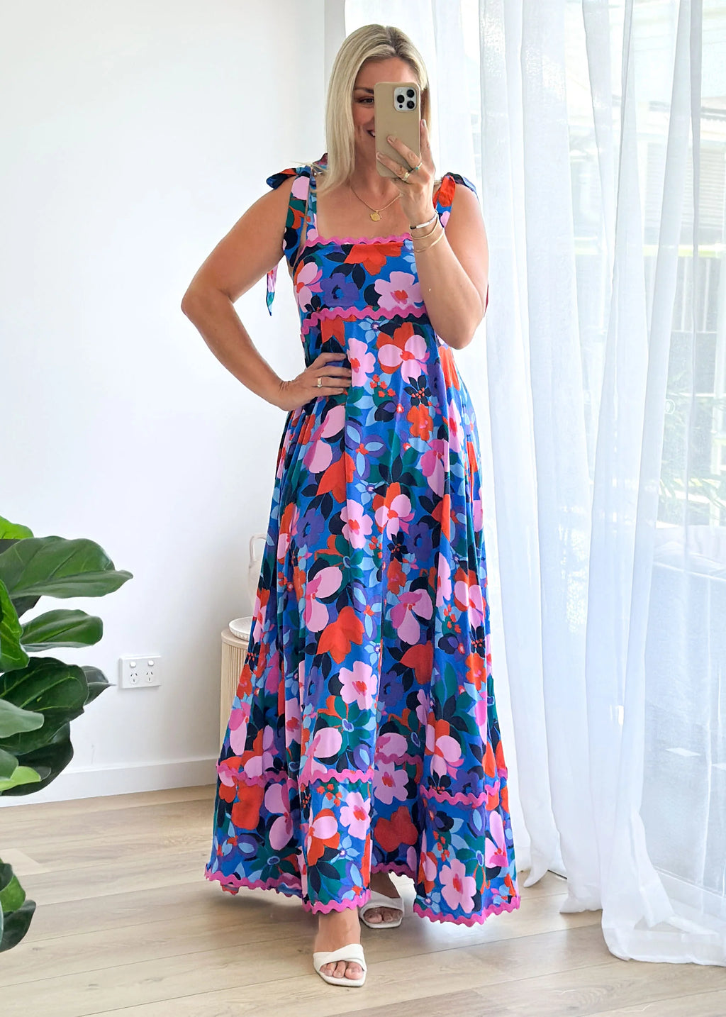 Riri Maxi Dress - Blue Floral