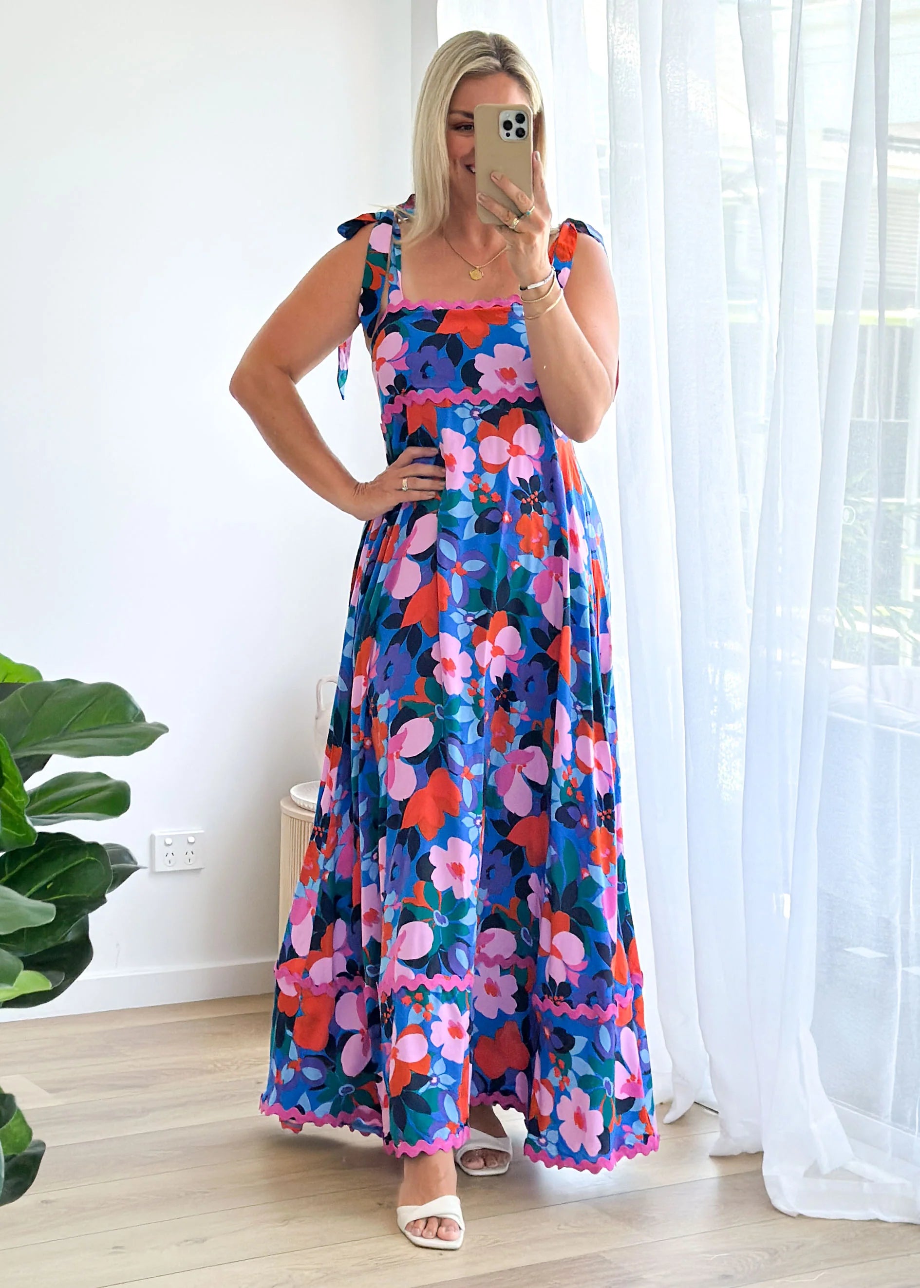 Riri Maxi Dress - Blue Floral