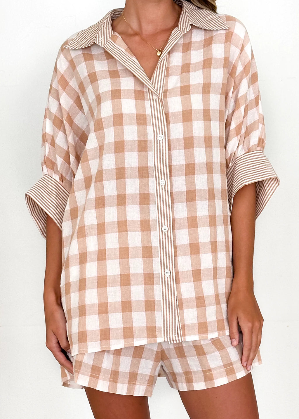 Naomie Shorts - Beige Gingham