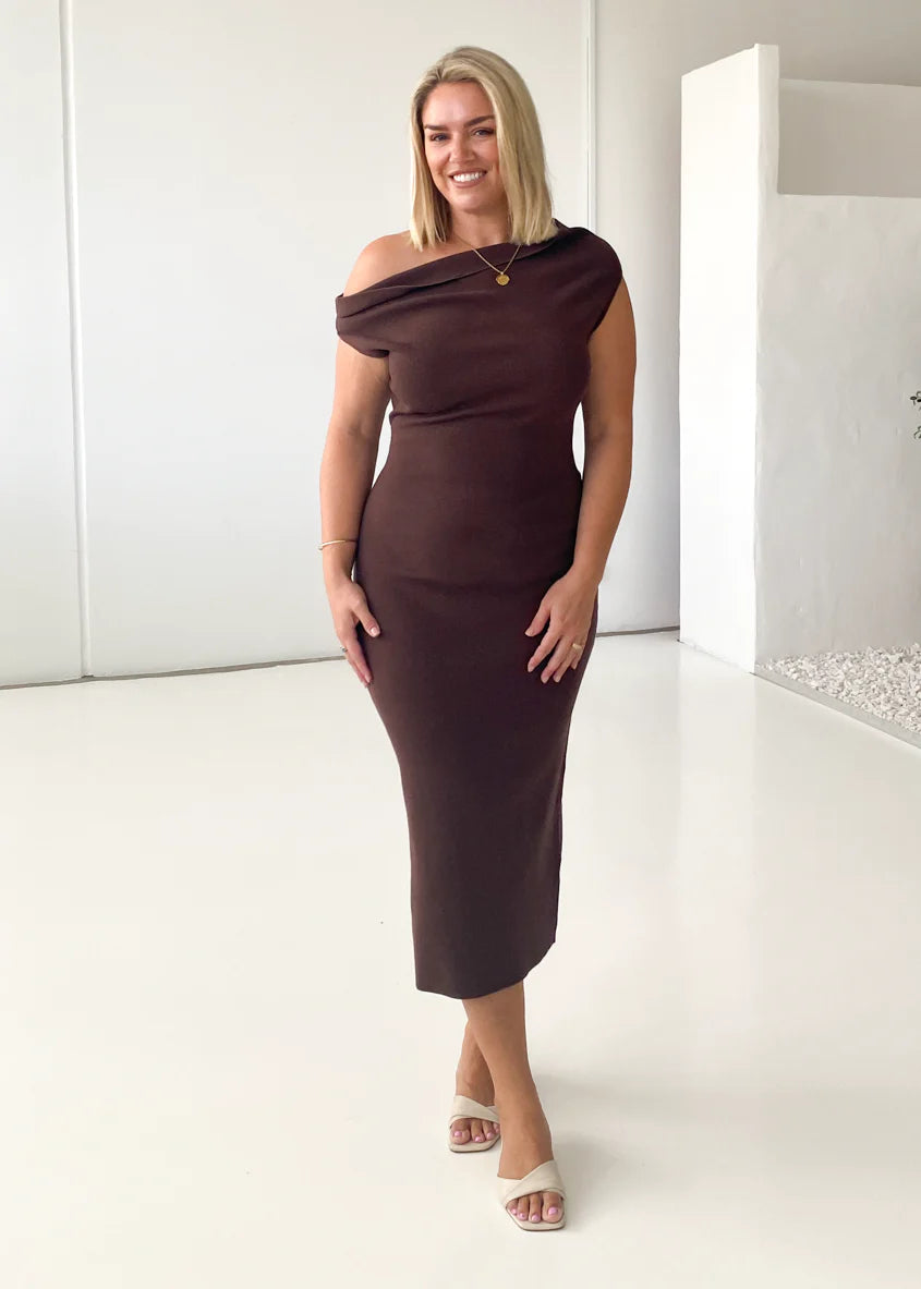 Mile Drop Shoulder Knit Midi Dress - Coffee