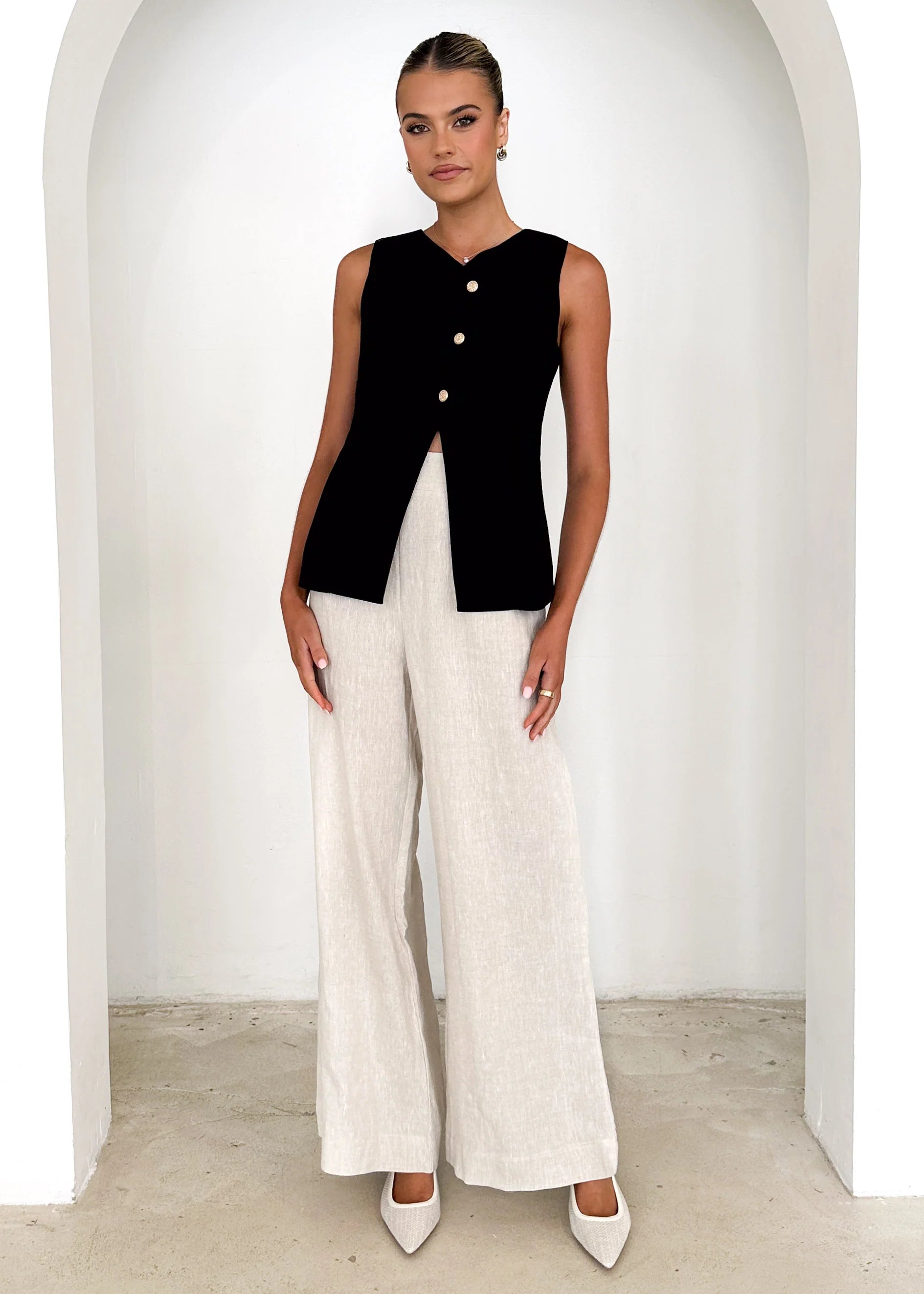 Jolie Vest Top - Black