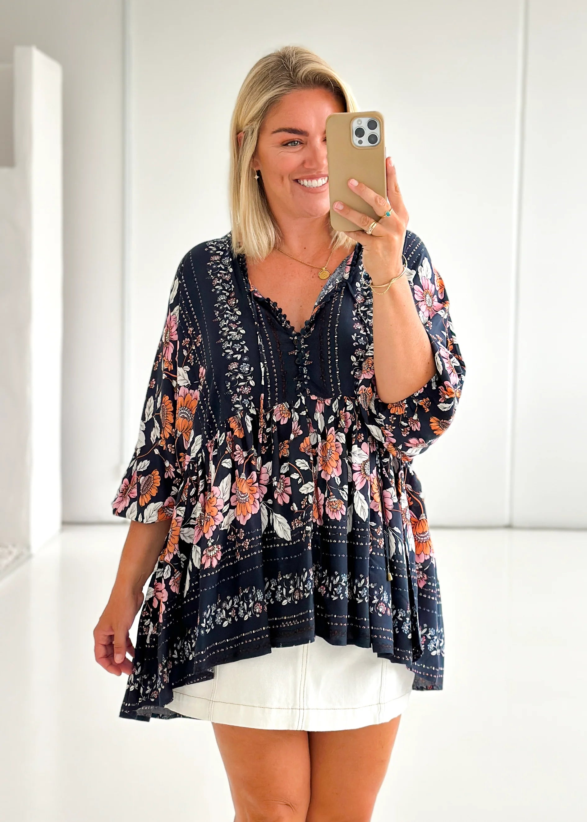 Chloe Blouse - Shania