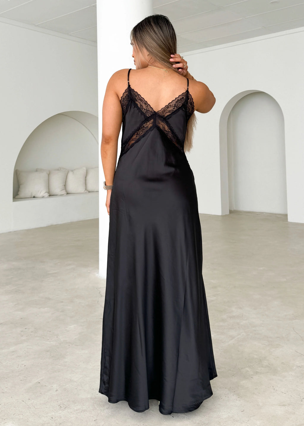 Fraisa Maxi Dress - Black
