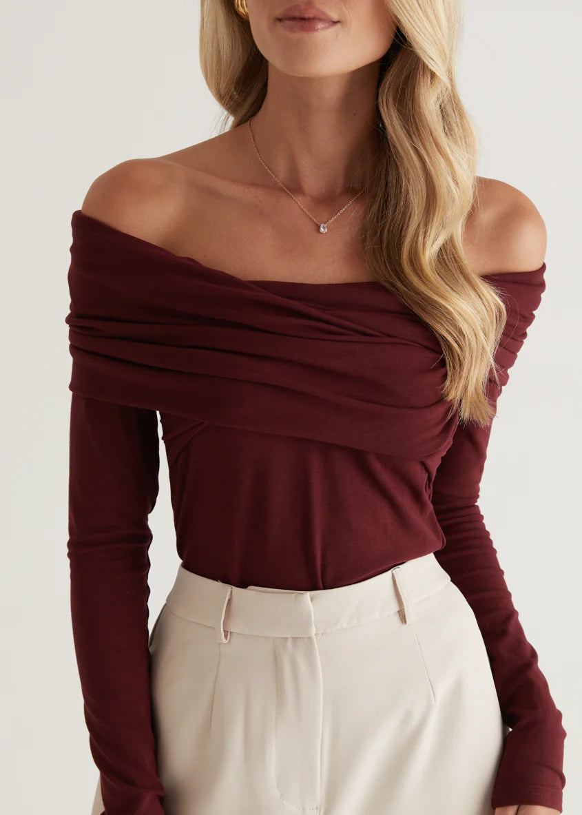 Rayz Off Shoulder Top - Mahogany