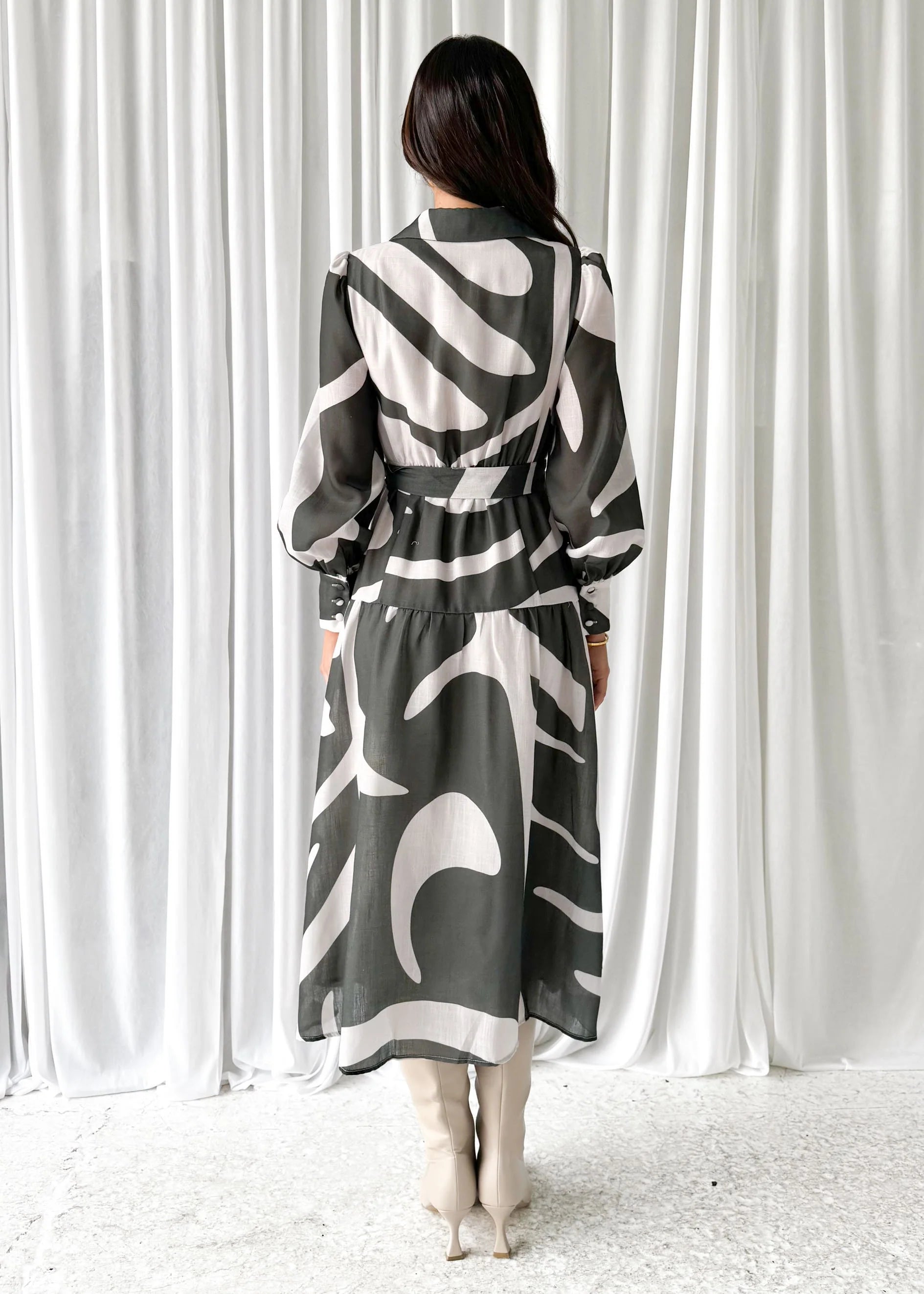 Jovie Midi Dress - Khaki Abstract