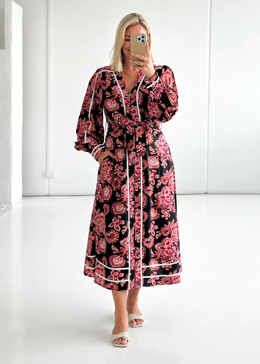 Corrina Maxi Dress - Black Paisley